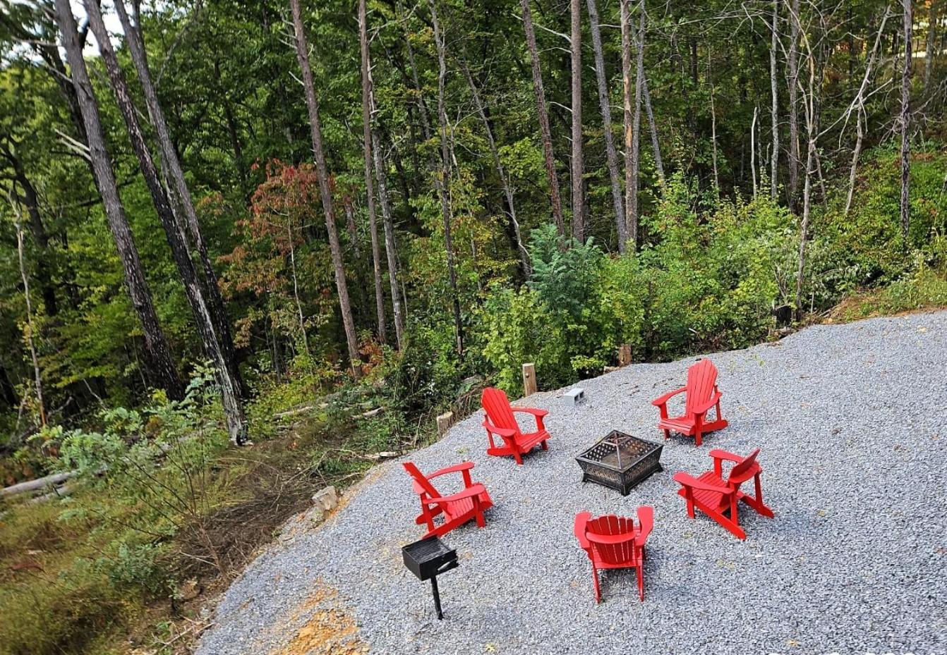 Scenic Views, Game Room, Hot Tub, Fireplace, Bbq Pigeon Forge Exterior photo